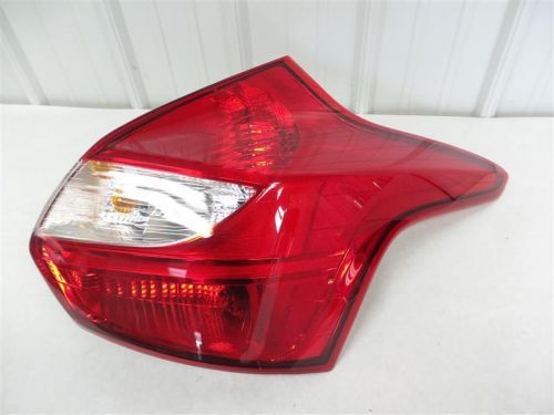 Passenger right tail light hatchback gasoline fits 12-14 focus 381349