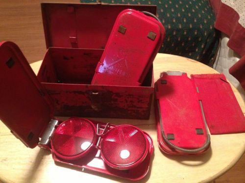 Vintage signal -stat sigflex 78 road flare red flag set