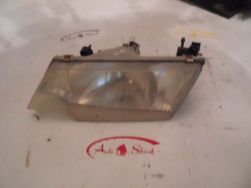 95-99 nissan sentra driver headlight assembly