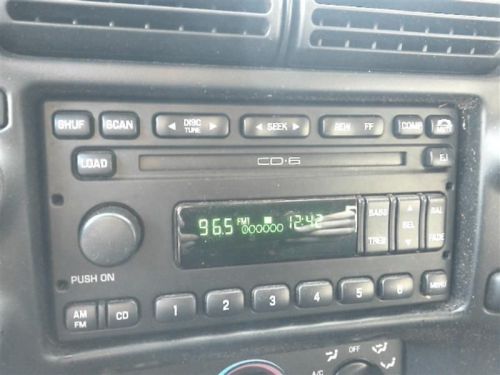 Audio equipment am-fm 6 disc cd player fits 02-04 escape 247413