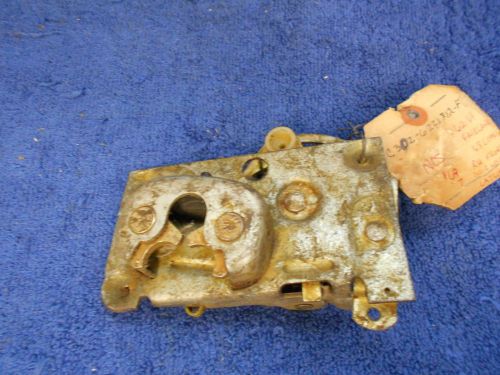 1962-64 ford fairlane 1965 mercury comet  rh front door lock latch  nos ford 816