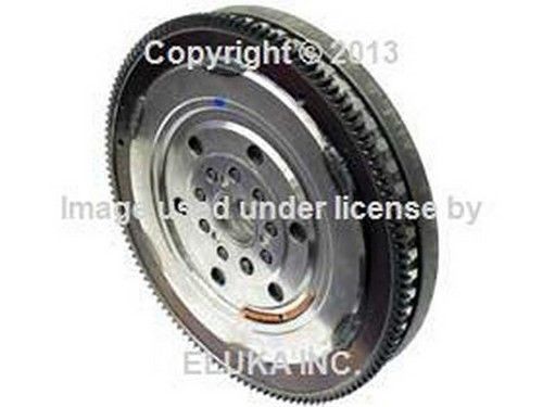 Bmw genuine dual-mass flywheel with flywheel bolts e39 21 21 2 229 190