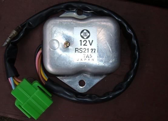 Kawasaki nos voltage regulator kz 900 1000 z1 ltd 21066-025 kz900 kz1000 new