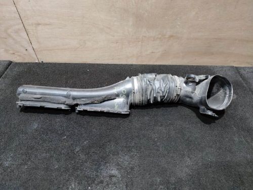 Range rover sport l494 3.0 diesel o/s driver side front air duct pipe