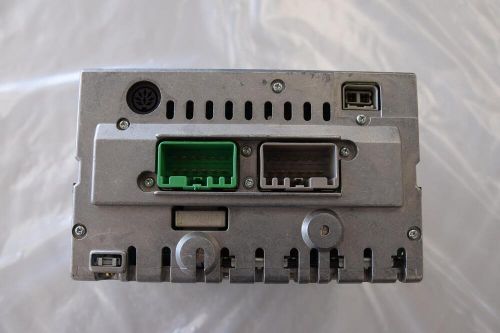 Volvo volvo 40 series a/v equipment receiver, id hu-615 on radio, w/o auxiliar