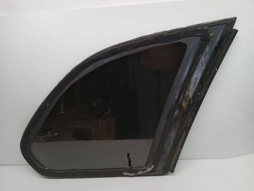 Used left quarter glass fits: 2003  bmw x5 w/o insulated glass option w/priva