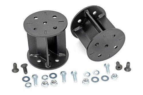 Rough country 6&#034; 6-degree rear air spring spacers for air spring kits - 10014