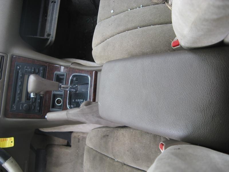 99 00 mazda millenia center console armrest 19136