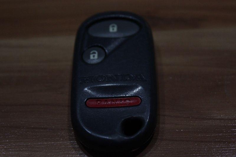 Keyless remote honda 01-04 civic 03 04 element pilot fcc id: nhvwb1u523 