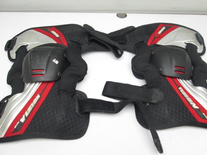 Evs vision motorcycle knee brace pair adult small