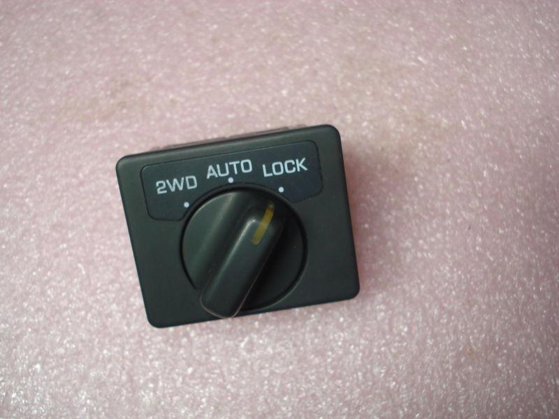 96 97 98 99 nissan pathfinder 2wd auto lock switch oem