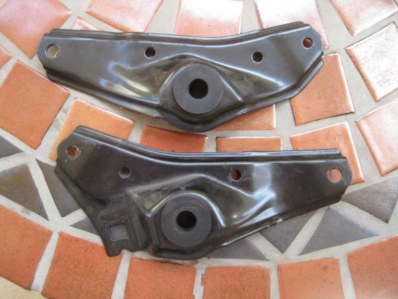 2008 honda accord radiator brackets oem