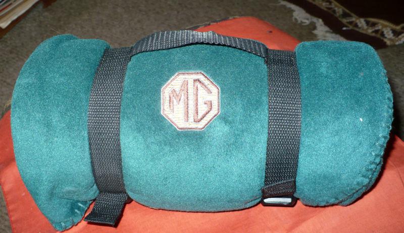 Fleece throw for the mg lover - brand new