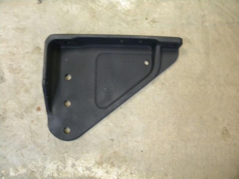 Kenworth crossmember gusset left right c500 w900 t800 t600 k1402487/r