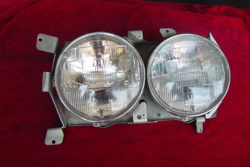 Oe lh headlamp headlight assy mercedes benz 380sl 450sl 560sl ch107