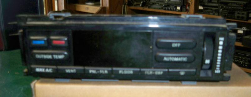 1990-94 lincoln continental auto heater control f10h-19c933-aa