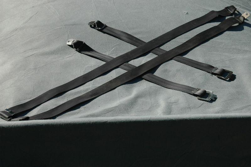 1986-1988 mazda rx 7 rear cargo/ luggage straps  complete set  (grey) oem 