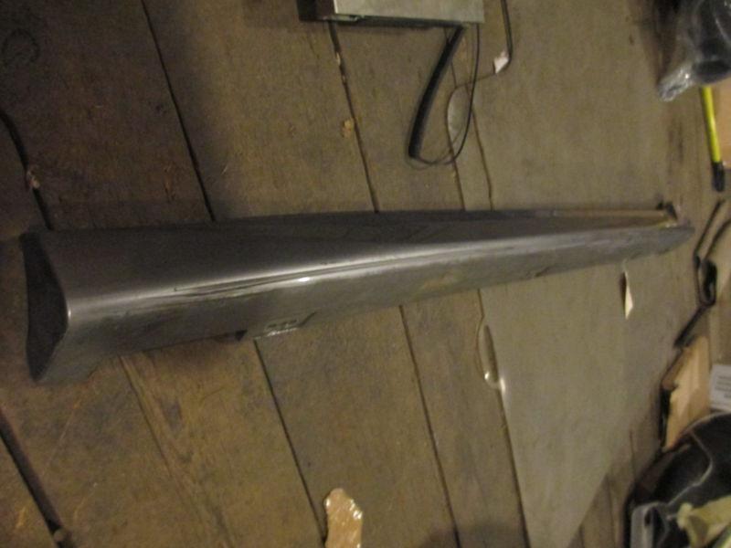 2007 2008 honda fit sport 1.5l right passenger side skirt outer lower moulding