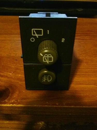 99-06 chevy yukon tahoe suburbam escalade wiper fog light switch 15061682