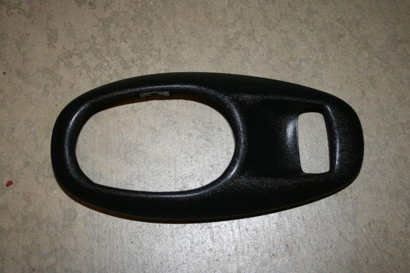 1997-2004 c5 corvette door bezel right hand passenger side