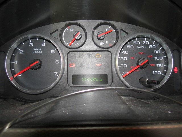 2005 ford five hundred speedometer instrument cluster gauges 2531892