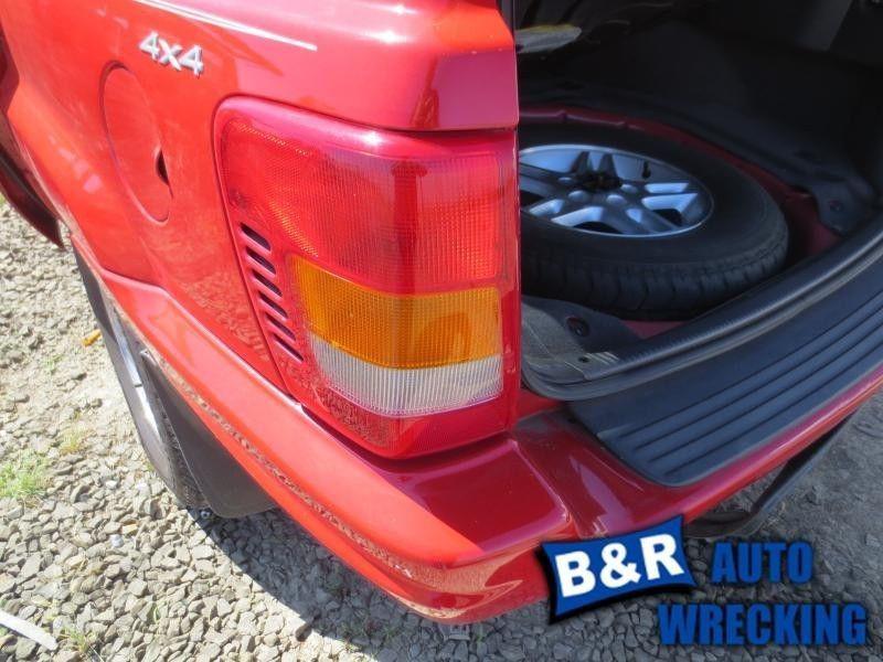 Left taillight for 99 00 01 02 jeep grand cherokee ~ 4742360