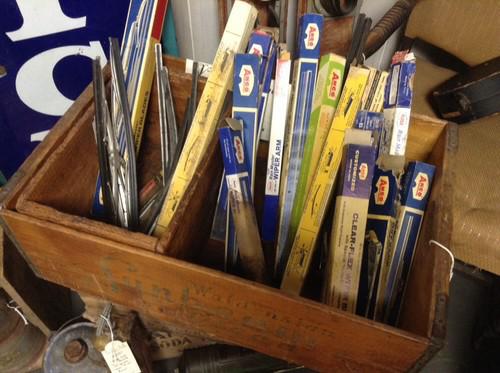 Lot of vintage windshield wipers, nos, 