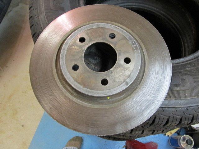 Stock rear disc for 2005-09 mustang gt