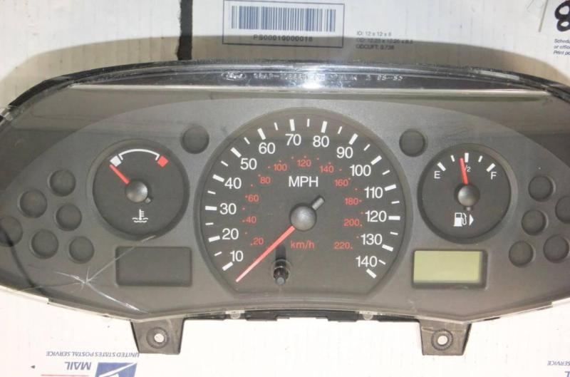 Speedometer instrument cluster ford focus 2005 oem