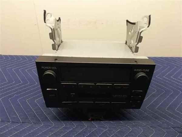 2001-2005 lexus gs300 radio cassette player am/fm oem