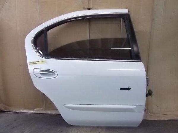 Nissan cefiro 1999 rear right door assembly [5713300]