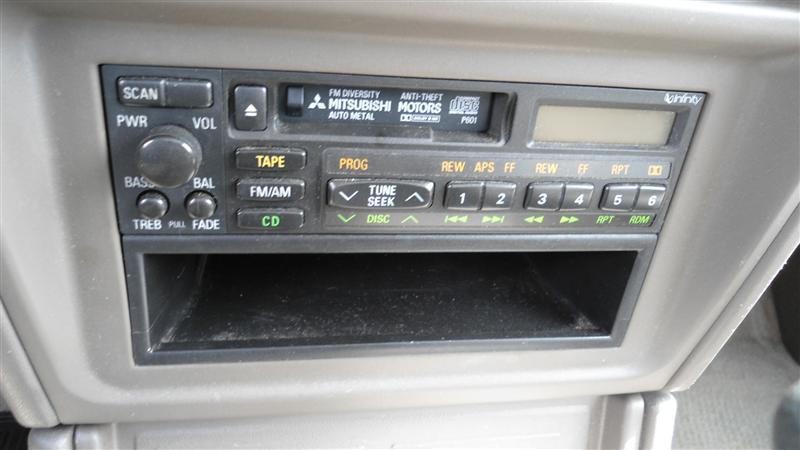 Radio/stereo for 97 98 99 montero sport ~ recvr am-fm-cass w/infinity