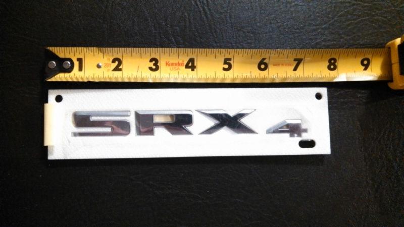 Cadillac "srx" emblem