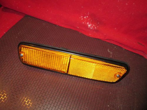 Honda  turn signal marker lights stanley 055-7274 (188) new oem