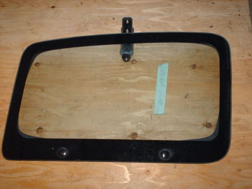 1989 - 1995 toyota pickup extra cab side glass drivers side oem