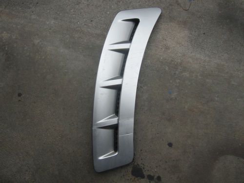 Infiniti fx35 fx50 qx70 factory 1 pc fender duct chrome fin trim-right side-oem