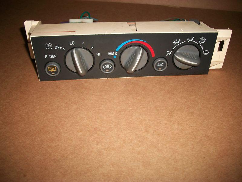 96-98 chevy tahoe suburban yukon escalade heater a/c climate control  oem