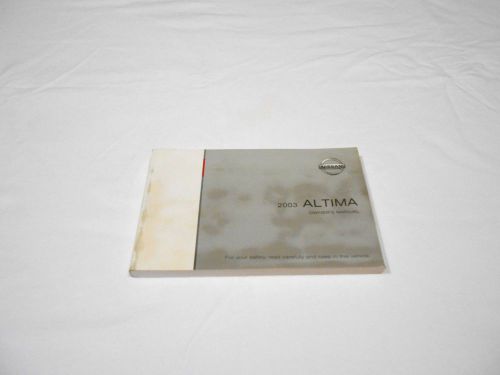 2002 nissan altima owner&#039;s manual. / good condition  / free s/h / oem