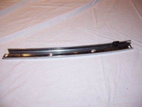 1969 - 1970 chevy impala rh windshield pillar vertical weather trim moulding