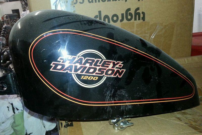 Harley davidson fuel tank