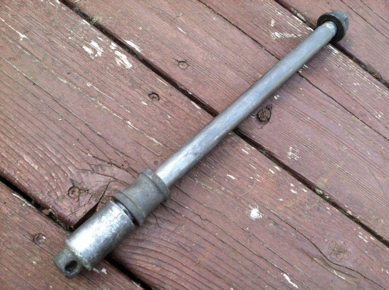 Rear axle 1984-1985 honda magna vf700 v45