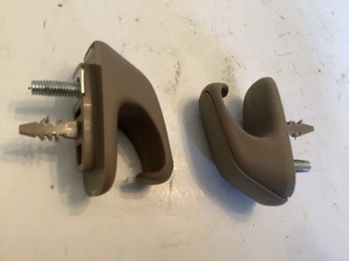 2010 chevy malibu sun visor hold down clips left and right