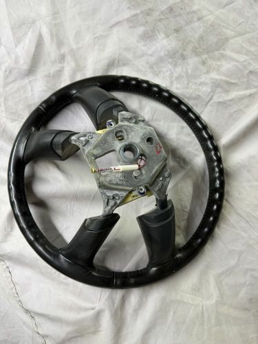 2003-06 chevrolet silverado steering wheel w/o controls nice!