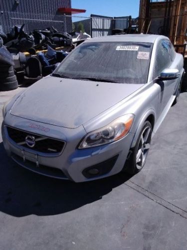 2011 volvo c30 bumper filler panel 76530