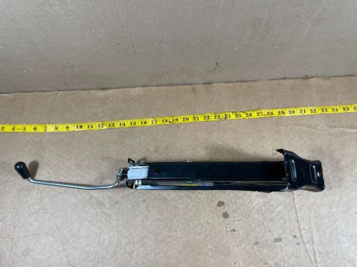 2008 - 2015 volkswagen tiguan car jack 5n0011031a oem