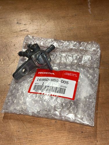 Honda trx250r trx 250r oem gas fuel tank petcock assy 1986-89 quad new