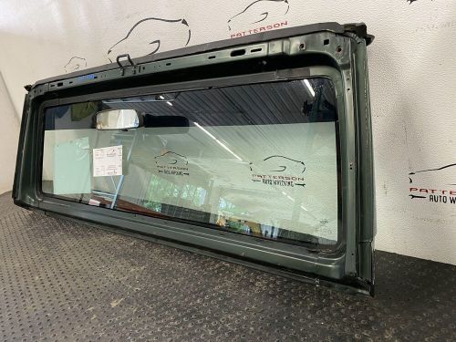 03-06 jeep wrangler windshield glass and frame green