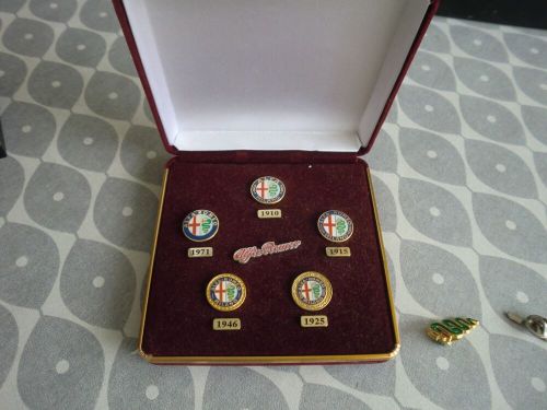 Alfa romeo pin badge collection badges through history plus 2 extra badges