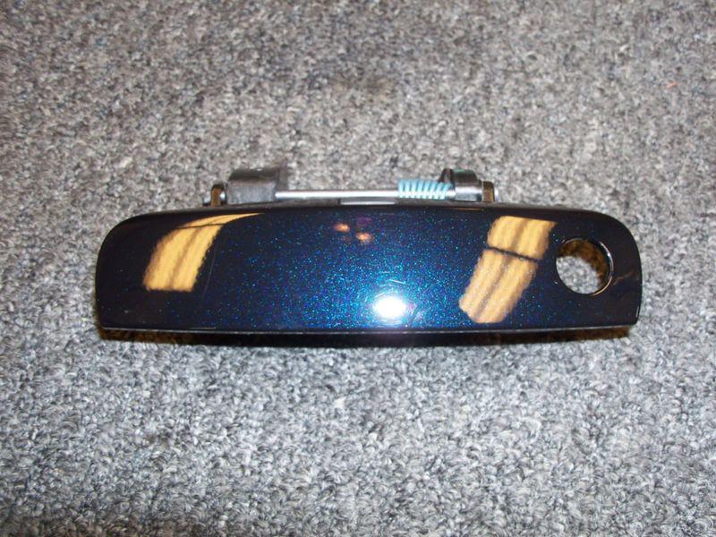 2011 oem dodge challenger lh driver side door handle 1mz85hbvad