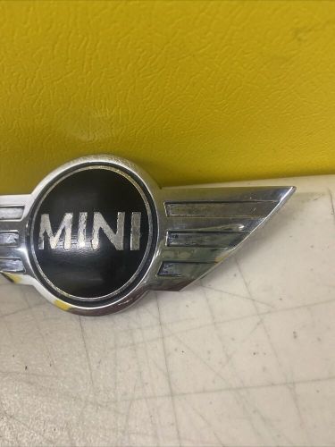 01-18 mini diesel bonnet badge emblem r50 r52 r53 cooper s one 754973514 damaged